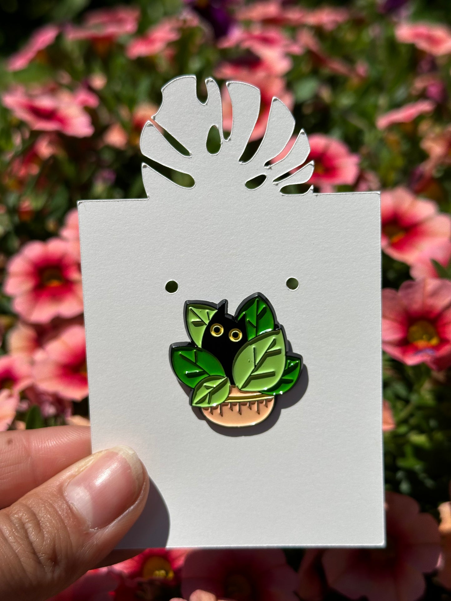 Hiding Kitty Pothos Enamel Pin