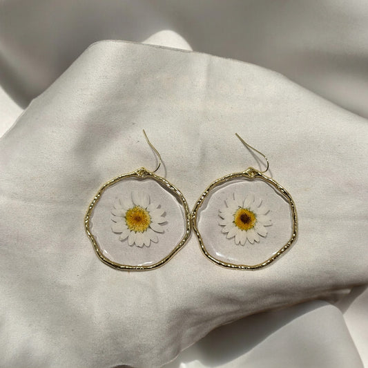 White Chrysanthemum Earrings Gold plated brass